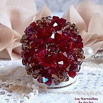 Bague Coquelicot  avec des facettes et des toupies en cristal de Swarovski